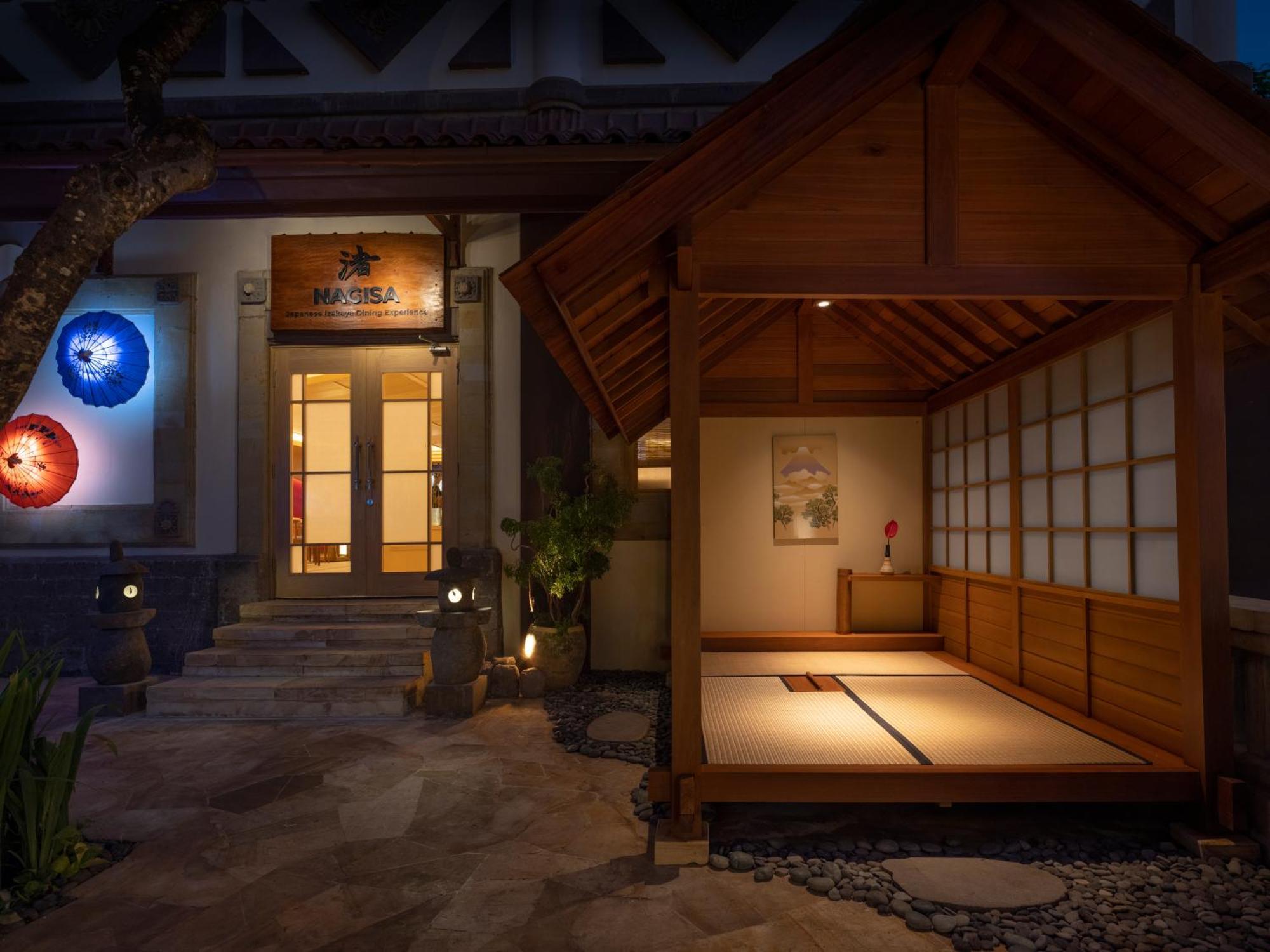 Hotel Nikko Bali Benoa Beach Нуса-Дуа Экстерьер фото Entrance to a Japanese spa