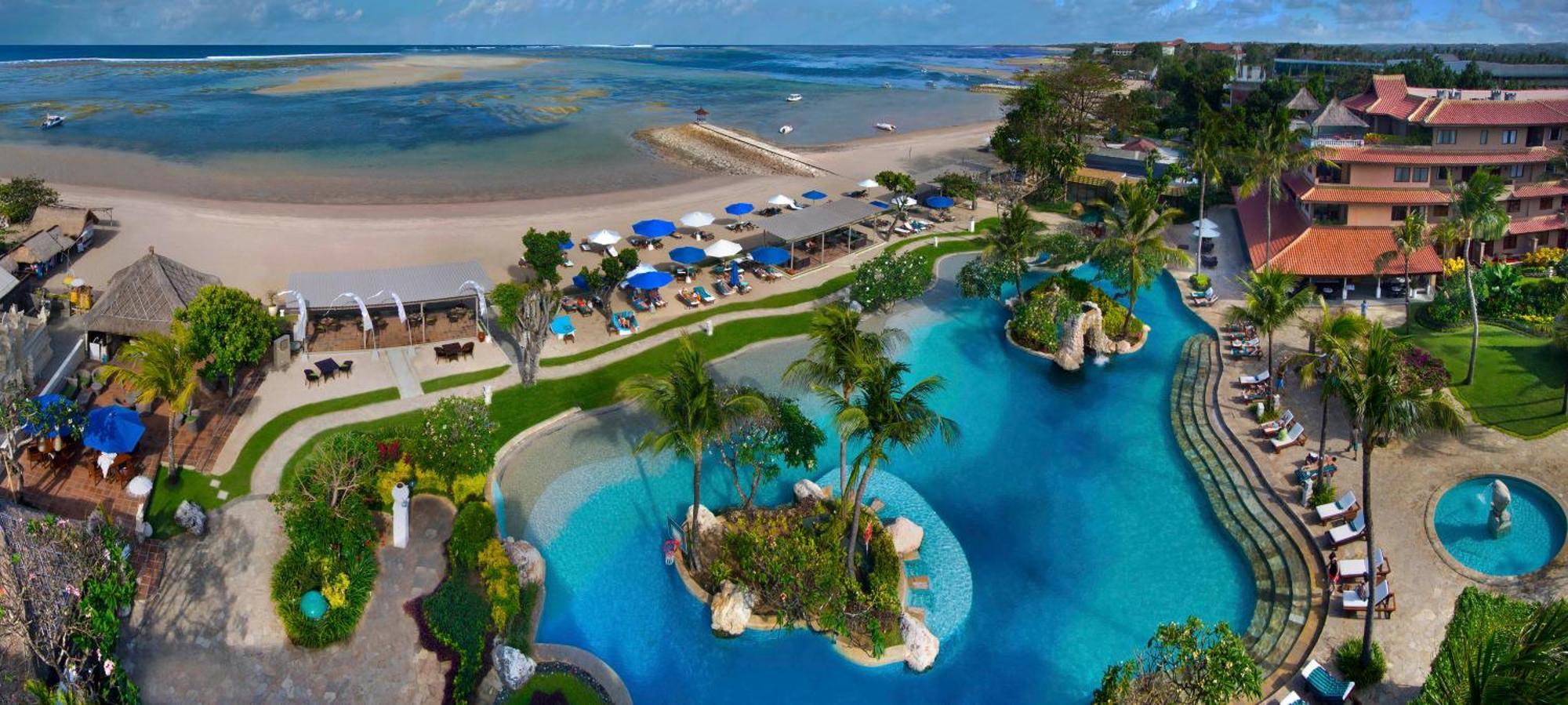 Hotel Nikko Bali Benoa Beach Нуса-Дуа Экстерьер фото Aerial view of the pool