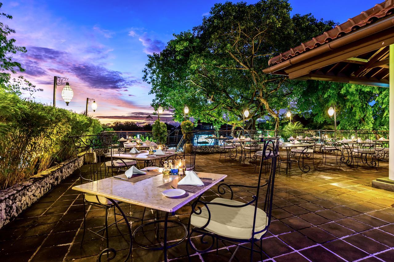 Hotel Nikko Bali Benoa Beach Нуса-Дуа Экстерьер фото The Terrace at the Royal River Hotel